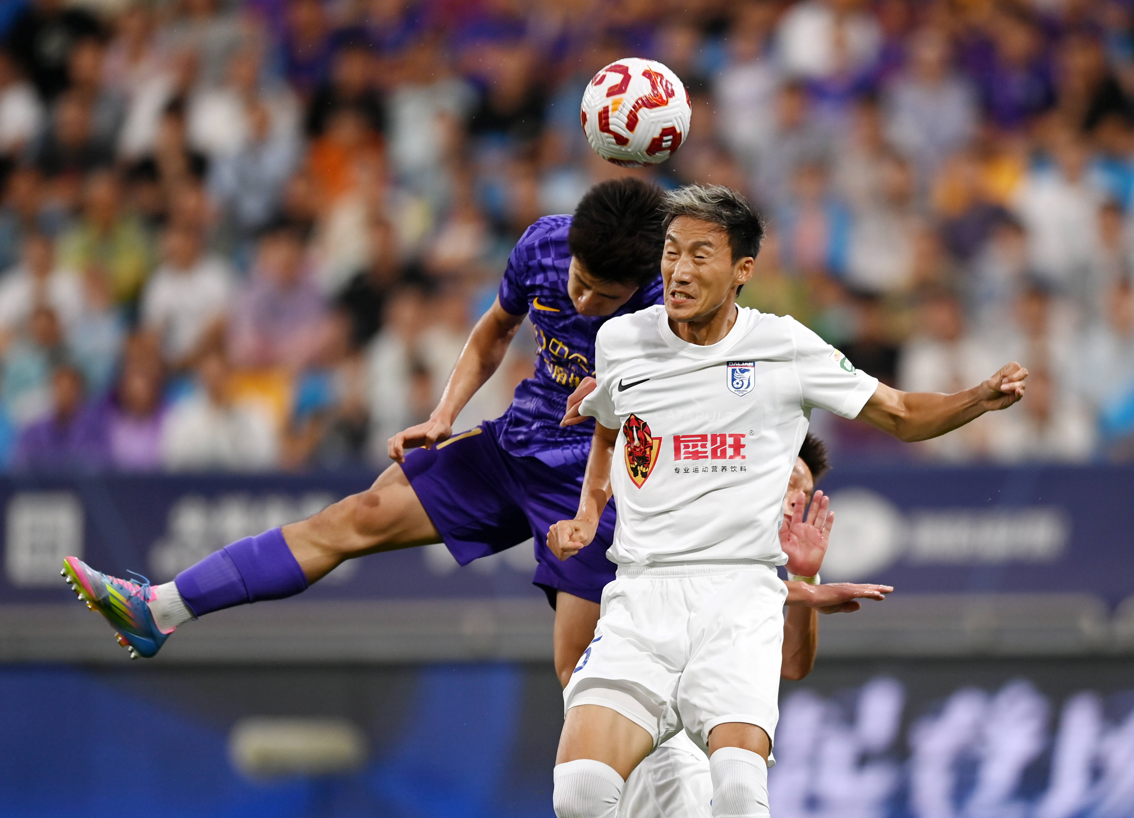 展现了他对 展现了他对