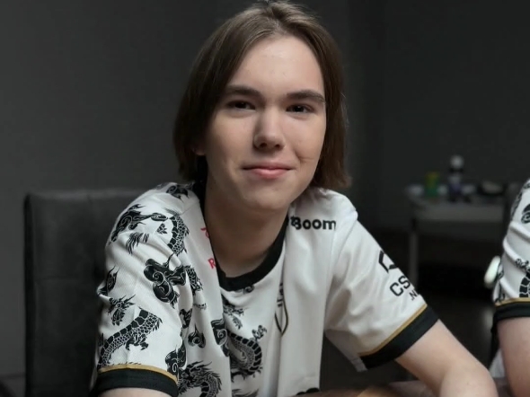 许多熟悉韦 许多熟悉韦