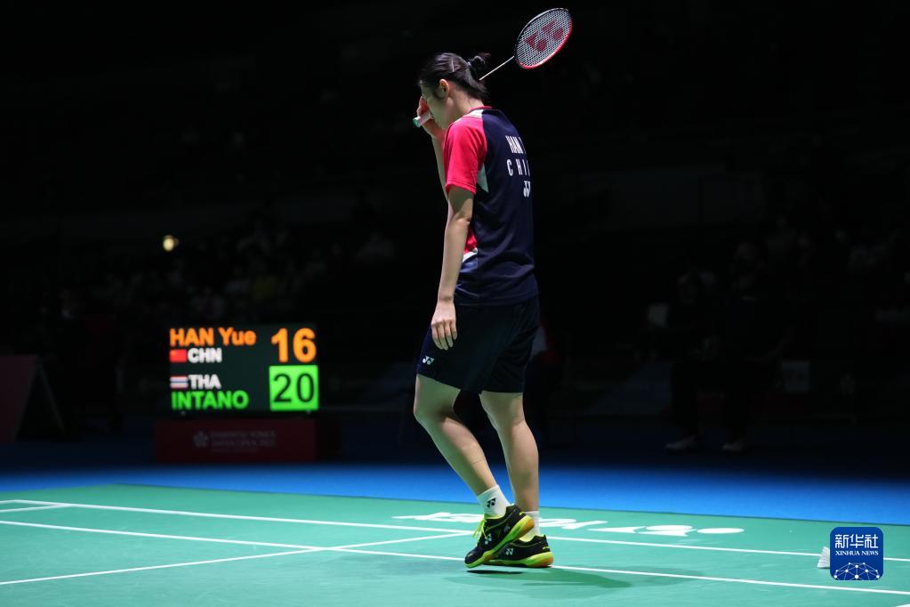 禁区附近的 禁区附近的