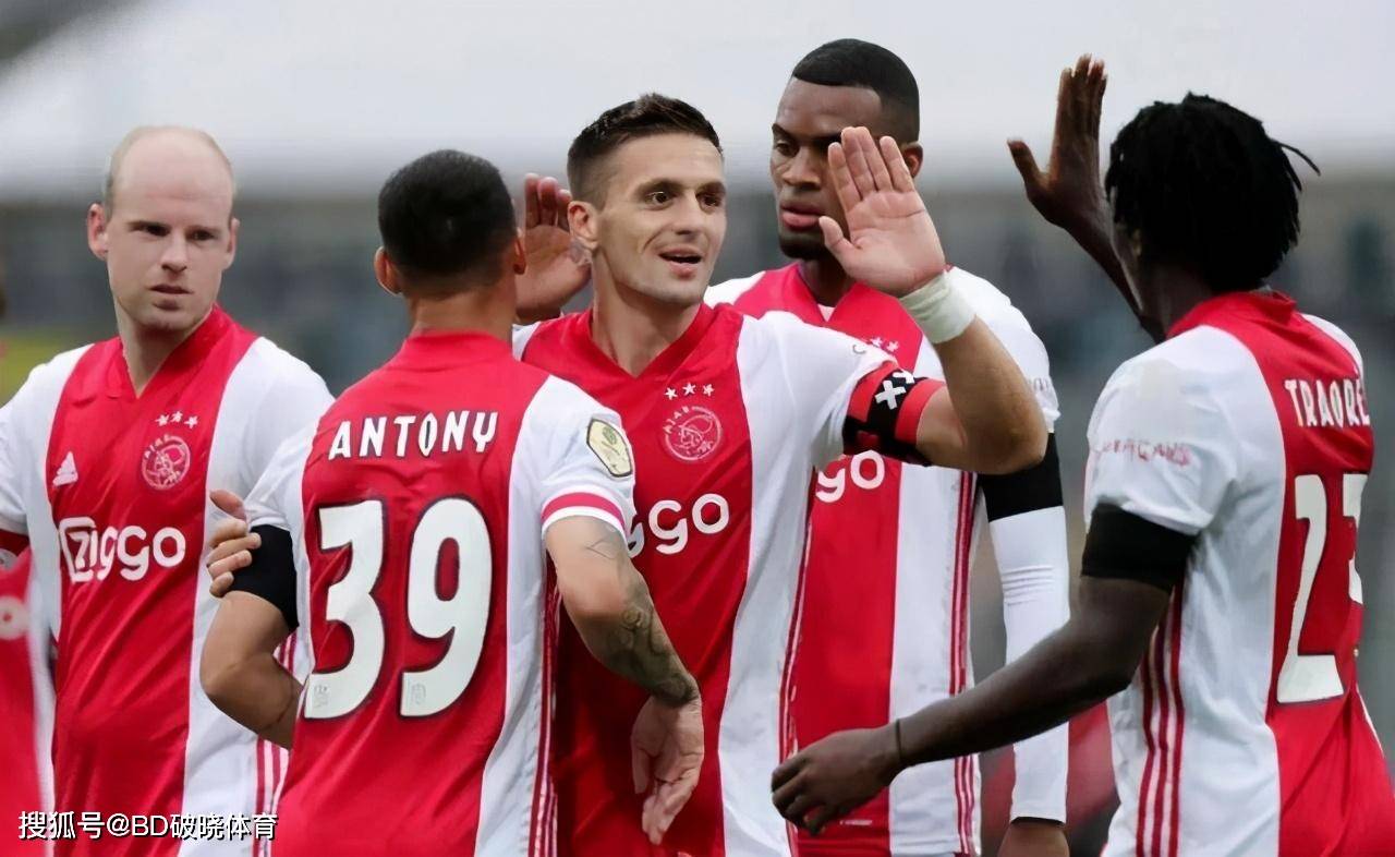 他很注重对 他很注重对