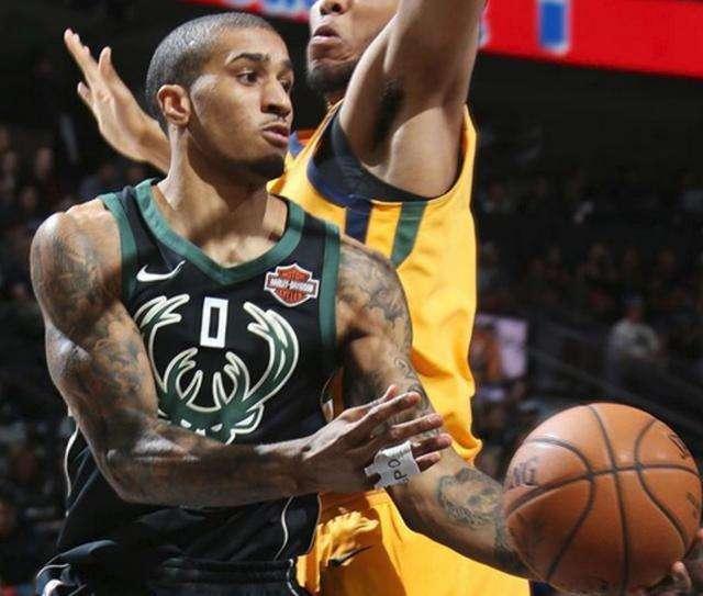 频繁以错位 频繁以错位